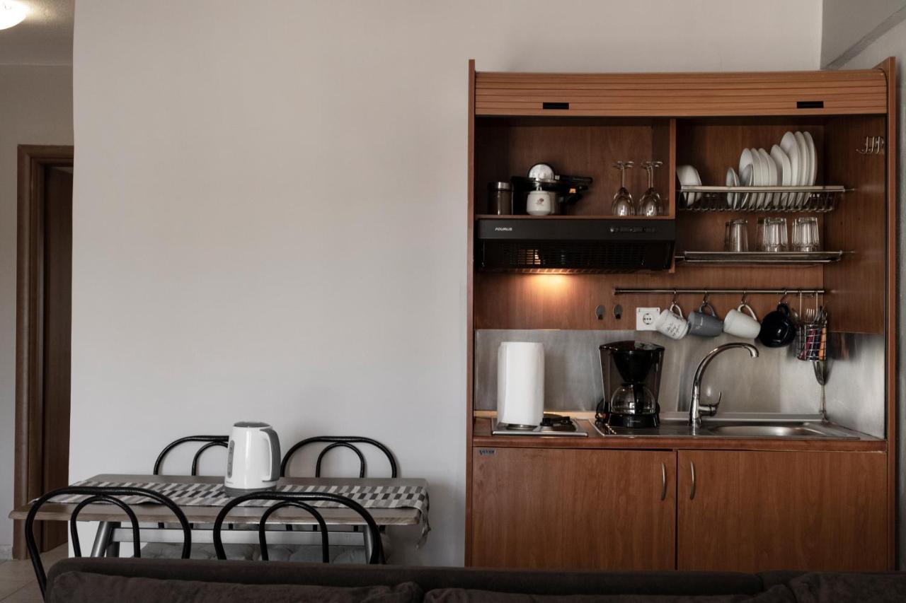 Apartamento Kalvou Flat Tesalónica Exterior foto