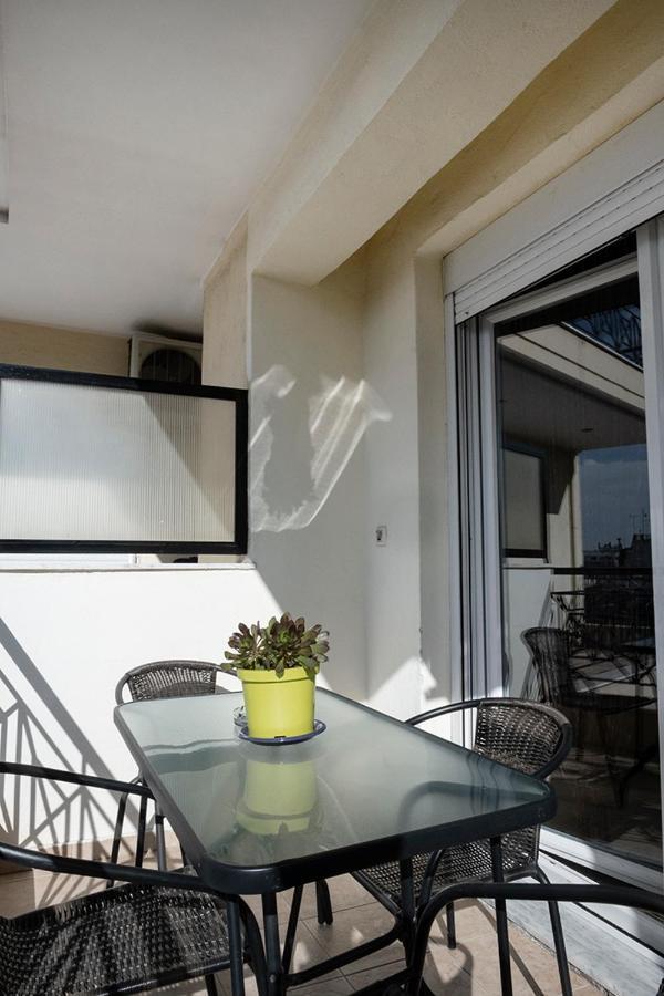 Apartamento Kalvou Flat Tesalónica Exterior foto
